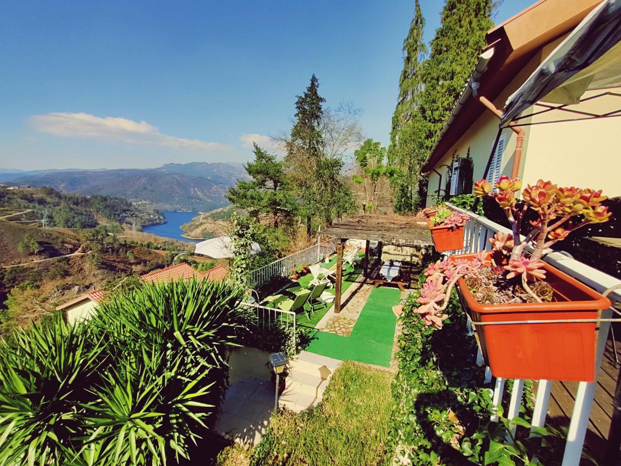 Monteiro'S Geres Countryhouse Ferral Екстериор снимка
